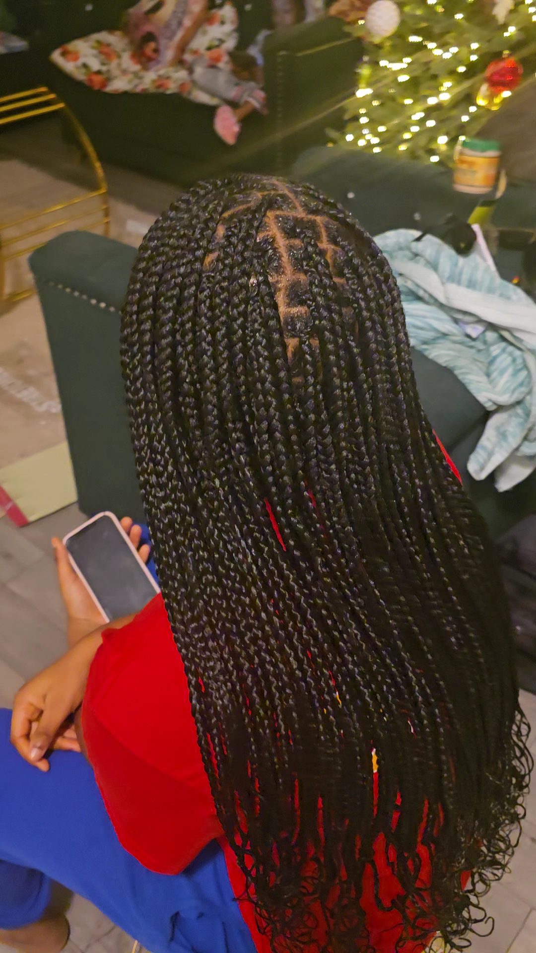 Knotless braids showcased at Fingertips Hair Salon